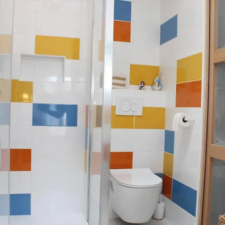 Maison De Plain-pied A 250m De La Plage, 5 Couchages, Terrasses Et Parking - Fr-1-246a-71 * La Brée-les-Bains