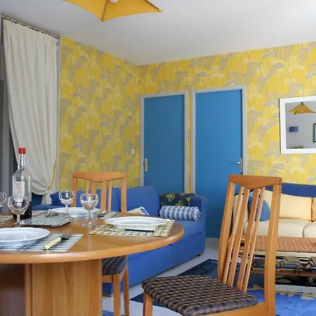Hébergement de vacances Maison De Plain-pied A 250m De La Plage, 5 Couchages, Terrasses Et Parking - Fr-1-246a-71