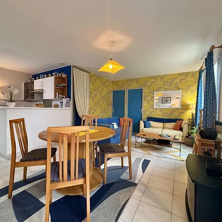Maison De Plain-pied A 250m De La Plage, 5 Couchages, Terrasses Et Parking - Fr-1-246a-71 *